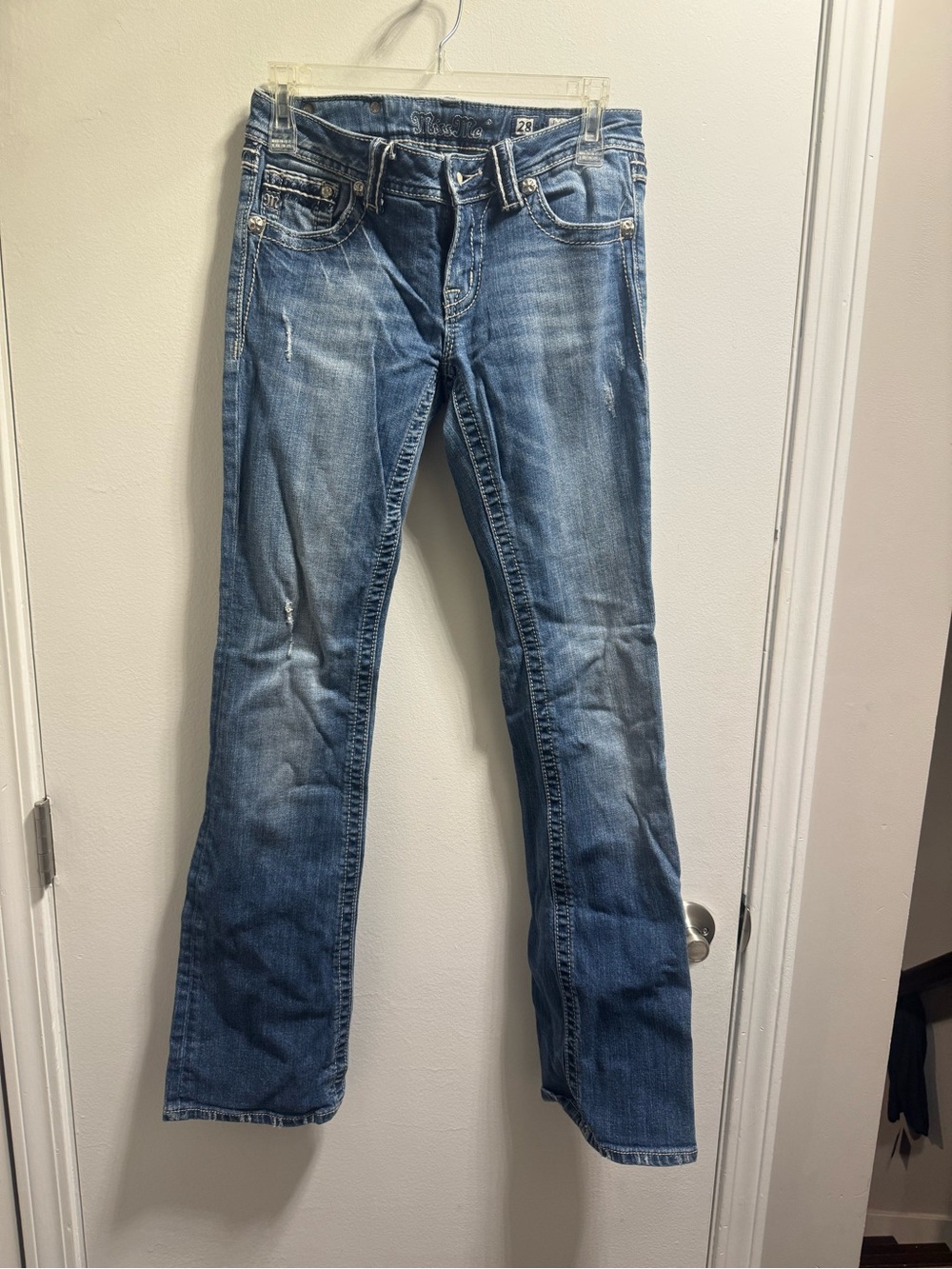 *Miss Me Women's Boot Cut Jeans in Faded Blue